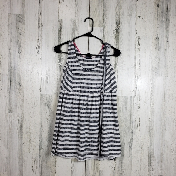Oh baby by motherhood maternity black, white striped tank top size small - Picture 7 of 7